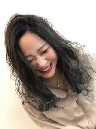 カラー JOUeN /erinaのヘアスタイル