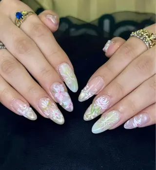 ネイル Iconic Nailのネイルデザイン