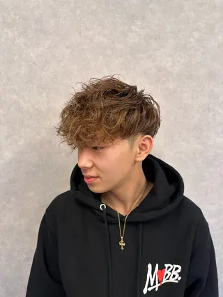 カラー パーマ 太田 祐真のヘアスタイル