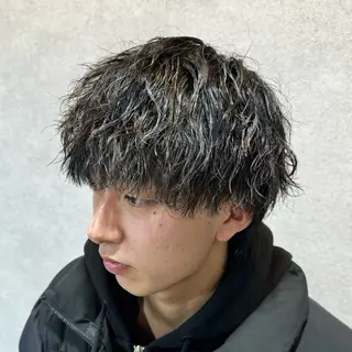 ショート カラー パーマ ヘアアレンジ メンズ 仕上がり満足度No. 1🔥BLUCK🔥のヘアスタイル