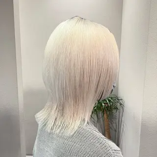 ミディアム カラー ✨ブリーチ支持No1 複雑履歴修正/舘岡のヘアスタイル