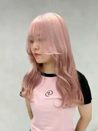 セミロング Bob&ハイトーン 専門家CHIHIROのヘアスタイル