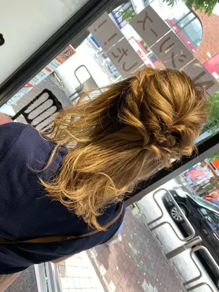 ヘアアレンジ アイリスト 蓑島伶奈の眉毛・アイブロウイメージ