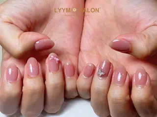 ネイル LYYM Salon ユキのネイルデザイン