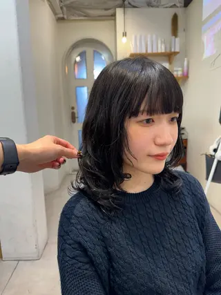 セミロング カラー 似合う髪型見つけます AYAKAのヘアスタイル