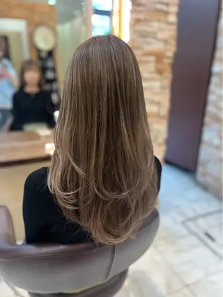 ロング 皆川 優奈のヘアスタイル