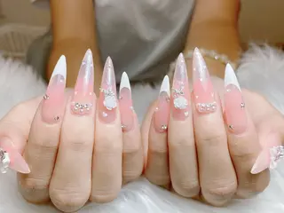 ネイル Rei _Nail 新宿のネイルデザイン