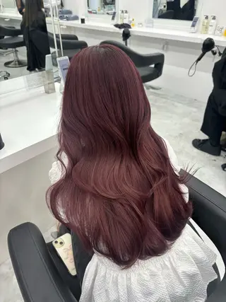 セミロング カラー 抜け感レイヤー︴ ニュアンスカラーのヘアスタイル