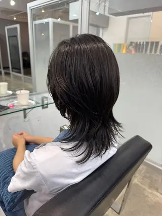 ミディアム ヘントナ カイのヘアスタイル