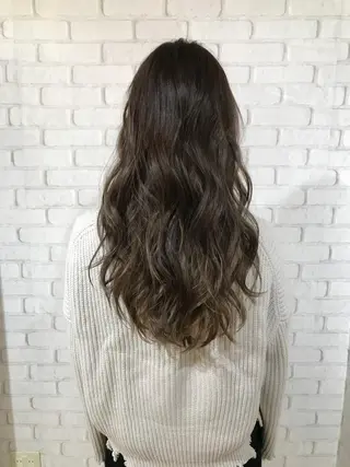 ロング カラー エクステ(レミー毛) NINEのヘアスタイル