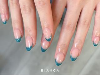 ネイル Bianca🩶 TAMIYAのネイルデザイン