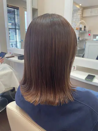 ミディアム 秋山 麗奈のヘアスタイル