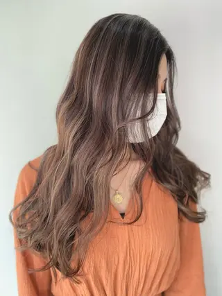 ロング カラー レイヤーカット 赤み消し　店長/大和のヘアスタイル