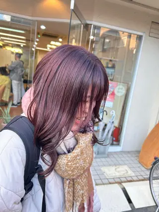 セミロング 濱川 良栄のヘアスタイル