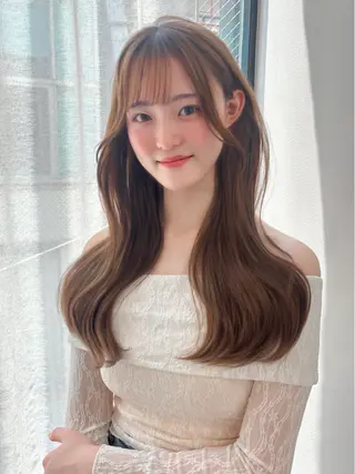 ロング カラー 上之浦 咲那のヘアスタイル