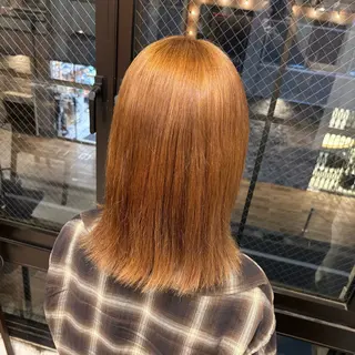 カラー 新原 陽那のヘアスタイル
