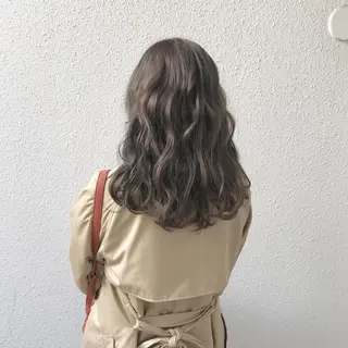 セミロング カラー インナーカラー/天神 ブリーチ/吉田のヘアスタイル