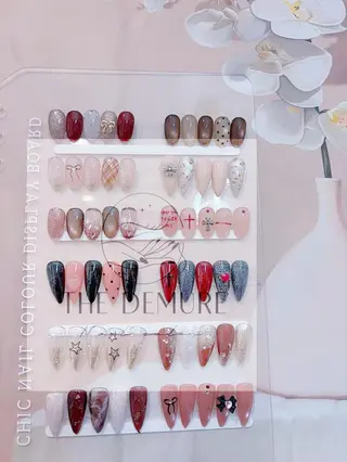 ネイル Demure Amy 銀座店のネイルデザイン