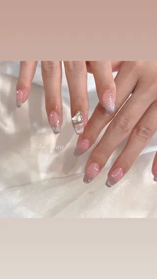 ネイル sara : salon ELVIのネイルデザイン
