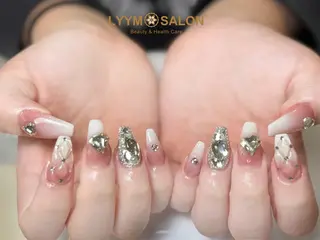 ネイル VAN NAIL 海老名展のネイルデザイン