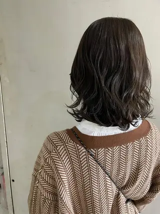 ミディアム 吉村 夏椰のヘアスタイル