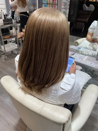 ミディアム カラー 透明感カラー/艶髪 ストレート/西村駿希のヘアスタイル