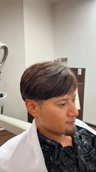 ショート カラー メンズ 中野 あおいのヘアスタイル