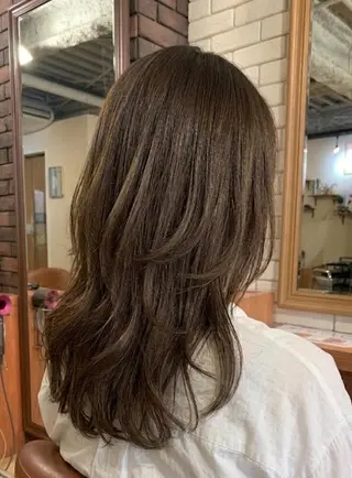 セミロング カラー flencia 丸 和博｜カットのヘアスタイル