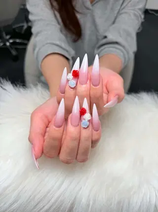 ネイル Julie NailSalonのネイルデザイン