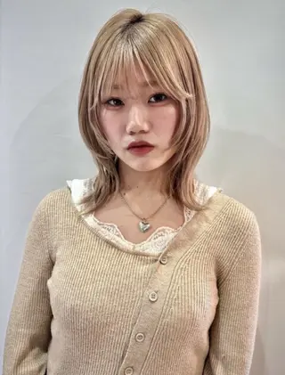 ミディアム 盛れる透明感カラー ♡ayana♡のヘアスタイル