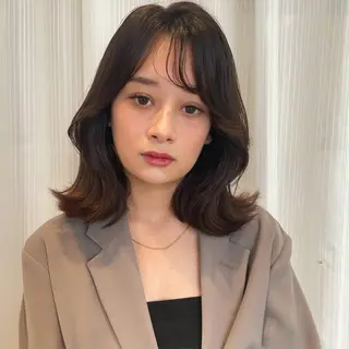 ミディアム カラー レイヤーカット🎀 kanaのヘアスタイル
