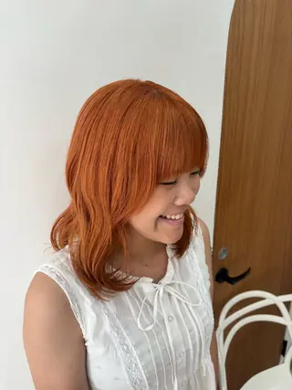 ミディアム momo / カラー、カットモデルのヘアスタイル
