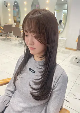ロング ❤︎韓国レイヤー❤︎ アカリのヘアスタイル