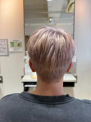 カラー メンズ 光虹 (ﾐﾅ)のヘアスタイル