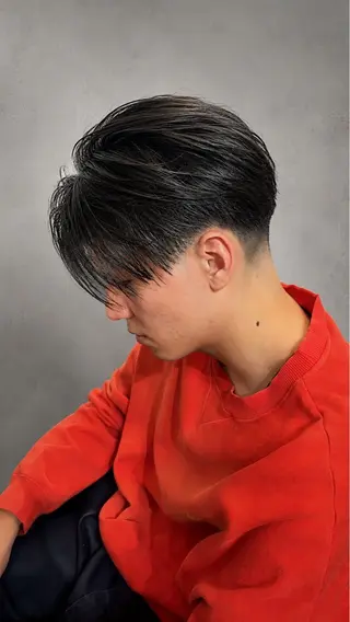 ショート 吉田吏朱風 曲がる縮毛矯正のヘアスタイル