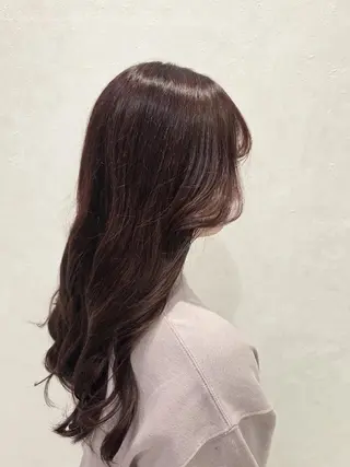 ロング 赤岩 咲希のヘアスタイル