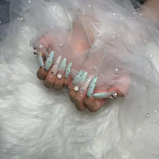 ネイル PEEKABOO 旧:momo京橋のネイルデザイン