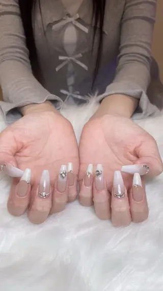 ネイル Rei _Nail 新宿のネイルデザイン