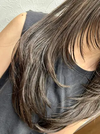 ミディアム 出河 拓のヘアスタイル