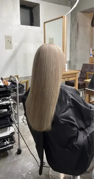 セミロング カラー 指名数No.1 /NAOYAのヘアスタイル
