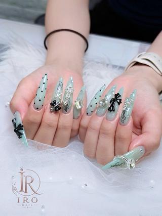 ネイル IRO FUNABASHIのネイルデザイン