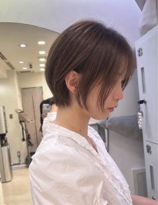 ショート 韓国ヘア🇰🇷／ 艶カラー鈴木萌愛🩶のヘアスタイル