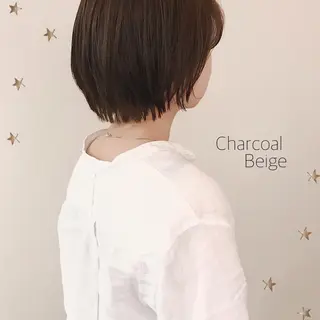ショート カラー 市川 千夏のヘアスタイル