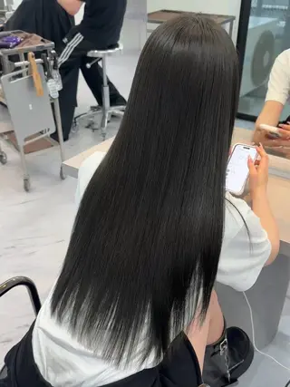 ロング Rita/髪質改善/ ブリーチなしWカラーのヘアスタイル