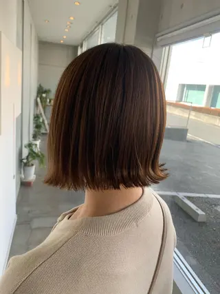 ミディアム おせ ちさとのヘアスタイル