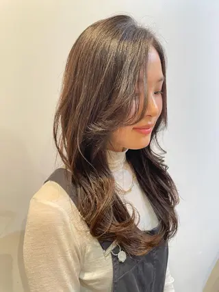 ロング カラー ヘアアレンジ REONA🪽✨薬院 レイヤーカット🫧のヘアスタイル