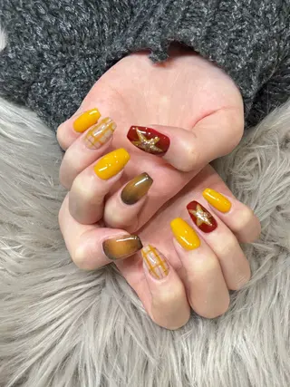 ネイル IROHA NAIL 真結子のネイルデザイン