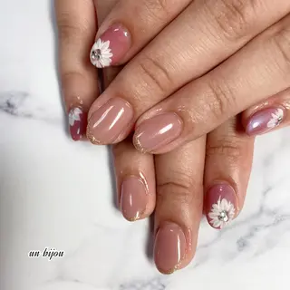 ネイル un bijouのネイルデザイン