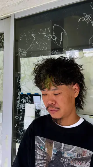 ショート カラー パーマ メンズ 椎葉 祐也のヘアスタイル