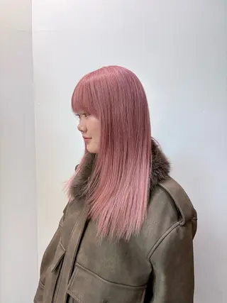ロング カラー 🧤高明度ハイトーン 🧤莉音のヘアスタイル
